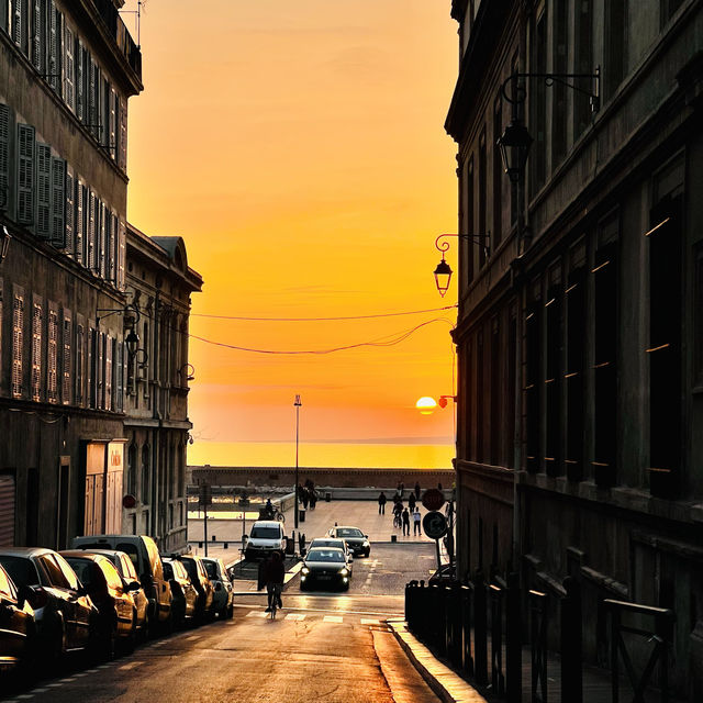 Marseille's Coastal Canvas