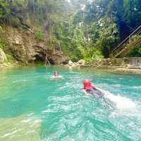 Unleash the Thrills: Explore Cebu's Breathtaking Canyons! 🌴🌼