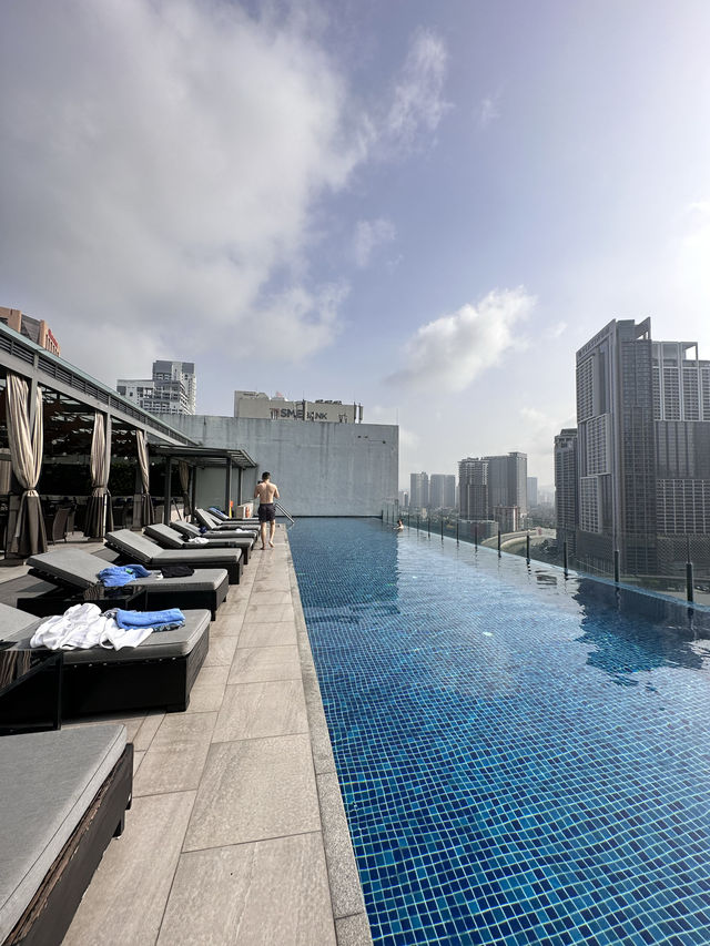 📍 Hotel Stripes Kuala Lumpur, Autograph Collection