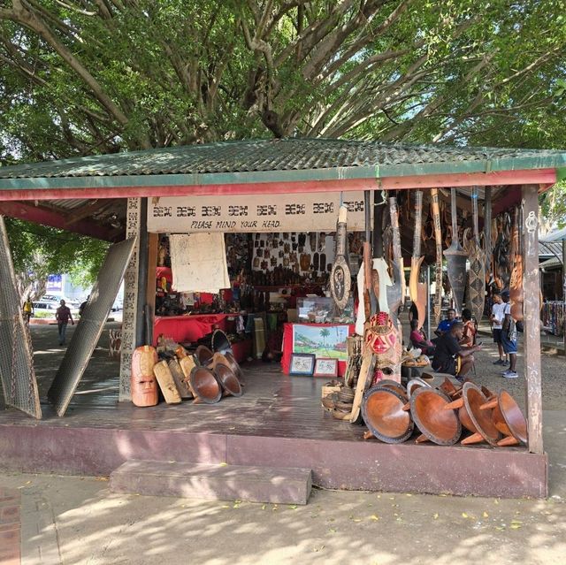 Nadi Handicraft Market