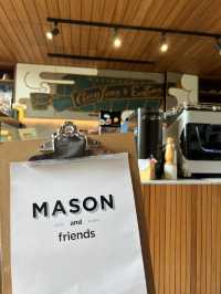 MASON and friends คาเฟ่ลาดกระบัง