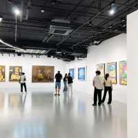 พามาชมนิทรรศการ ที่ River City Bangkok