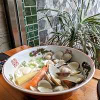 台南-米其林必比登推薦的庶民美食：誠實鍋燒