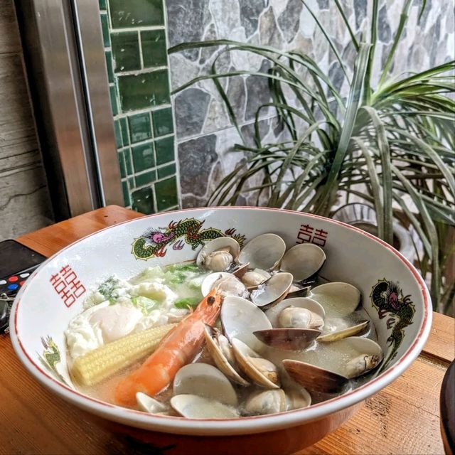 台南-米其林必比登推薦的庶民美食：誠實鍋燒