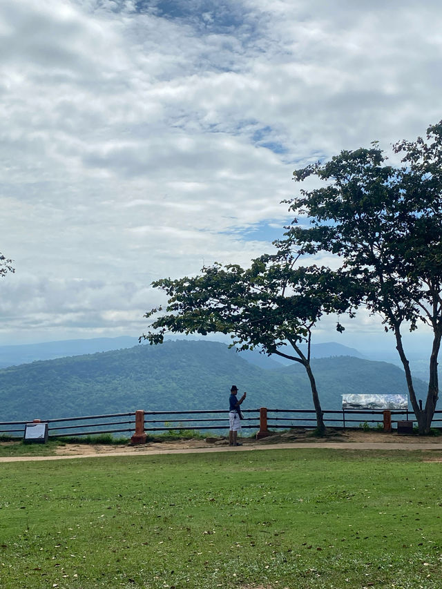อุทยานแห่งชาติเขาพระวิหาร | ศรีสะเกษ ⛰️🌧️🌳🪨
