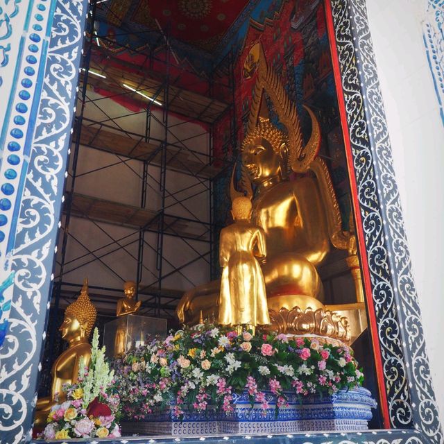 โบสถ์สีน้ำเงิน วัดปากน้ำแขมหนู จ.จันทบุรี