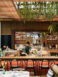 พาเดินชมร้านอาหาร ในโรงแรมอนันตราสยาม