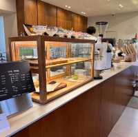 【韓国/釜山】イチゴがたっぷり入ったショートケーキ🍰