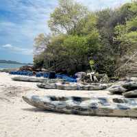 หาดลูกลม เกาะแสมสาร…