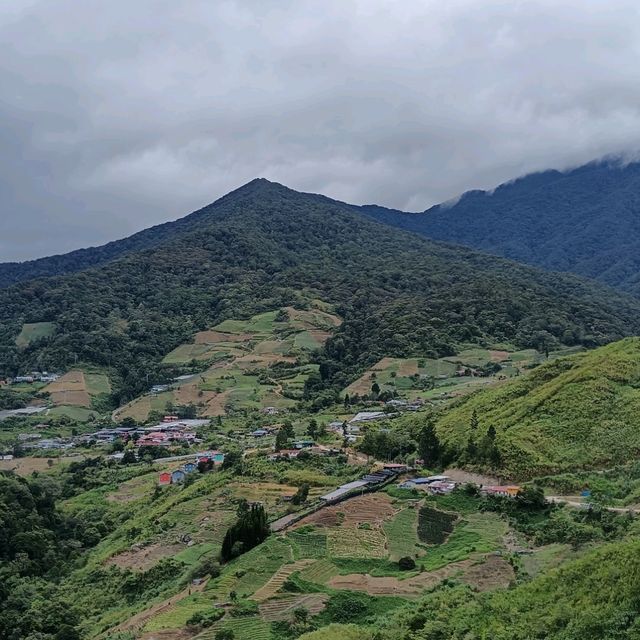 Gathering Village Kundasang, Staying Below Mount Kinabalu