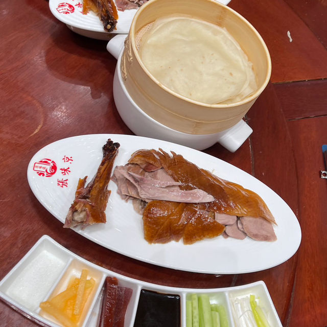 深圳京味張旗艦店片皮鴨😋