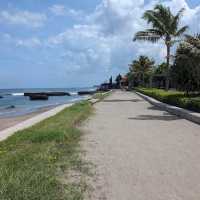 A Solo Surfer’s Paradise