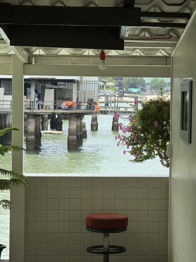 บ้านเล โฮมคาเฟ่ | พัทยา 🏡✨🥤⛴️