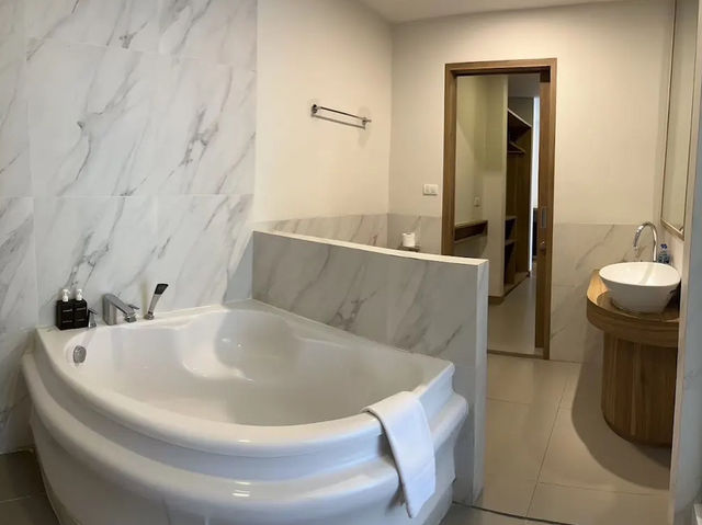 Canalis Suvarnabhumi Airport Hotel