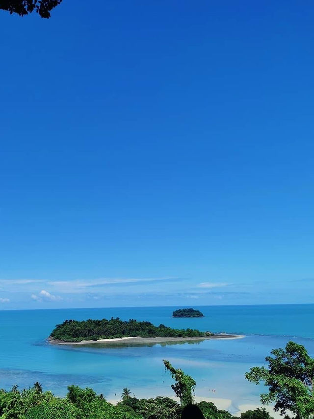 เกาะช้างจุดหมายปลายทางที่ต้องไปสักครั้ง! 🌴✨