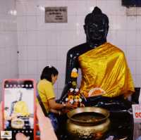 หลวงพ่อองค์ดำ แห่งนาลันทา กรุงราชคฤห์ 