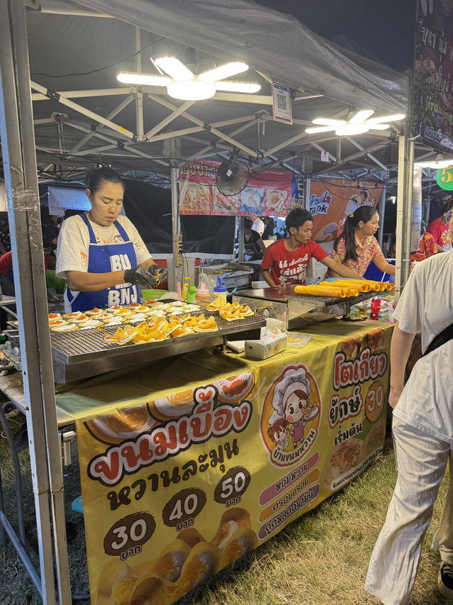 เดินเล่นชิลๆ ที่ ตลาดนัด มศว องครักษ์ 