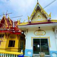 วัดเกาะลอย