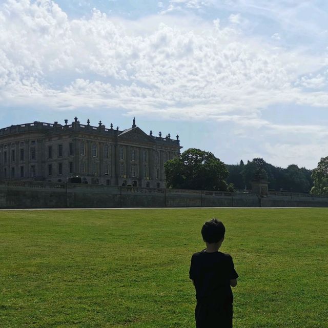 英國Cavendish家族莊園景點，美麗的Chatsworth House