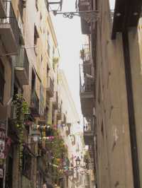 バルセロナで最も古い街並み！ゴシック地区