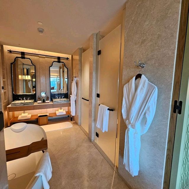รีวิว  Dusit Thani Bangkok  