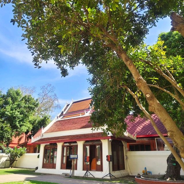 ไหว้หลวงพ่อโต @ วัดไชโยวรวิหาร อ่างทอง