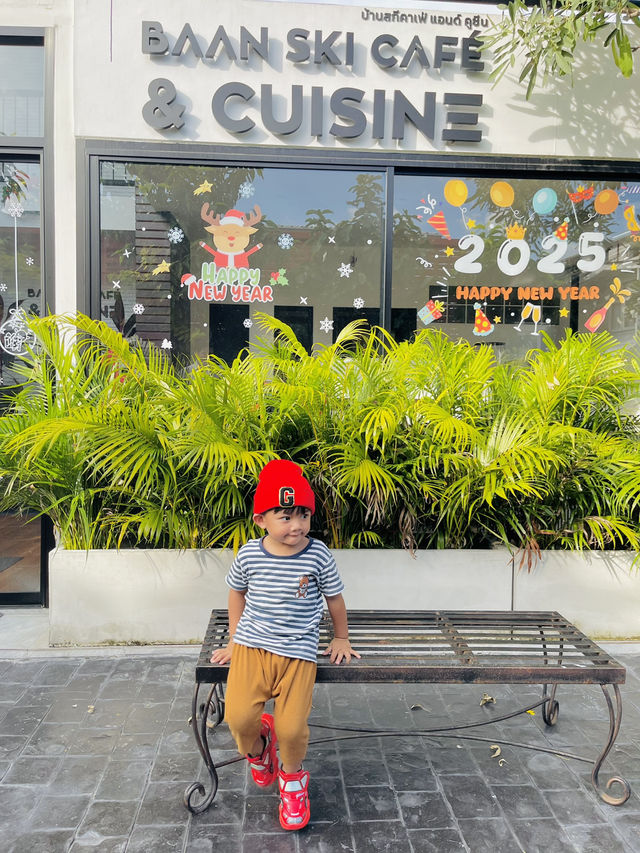ร้านลับย่านสุทธิสาร Baan Ski Cafe & Cuisine