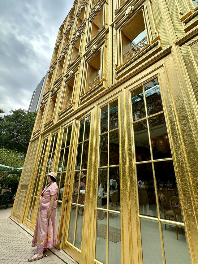 สิ้นสุดการรอคอย “Cafe Dior” สุดหรูหราในเอเซีย
