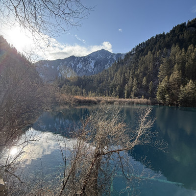 2 days in Jiuzhaigou 九寨沟: breathtaking lakes & waterfalls