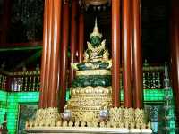 ไหว้พระชมความงาม..วัดพระแก้ว เชียงราย