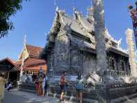เที่ยวชมอุโบสถสวย ‘วัดศรีสุพรรณ’