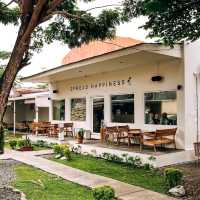 MERAKI COFFEE & SPACE