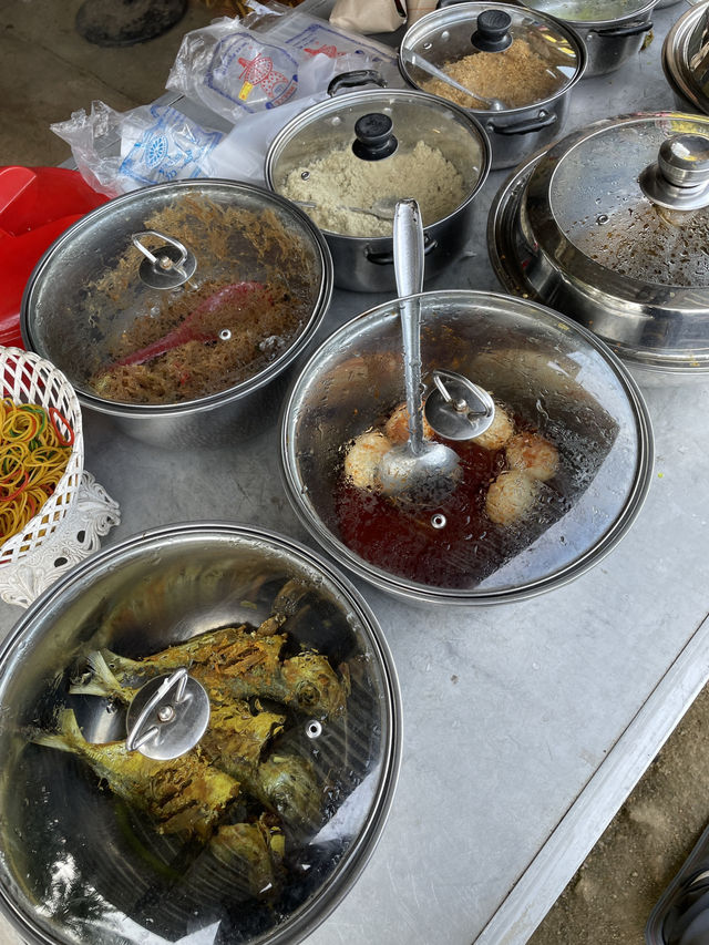 Traditional breakfast in Gunung Reng 