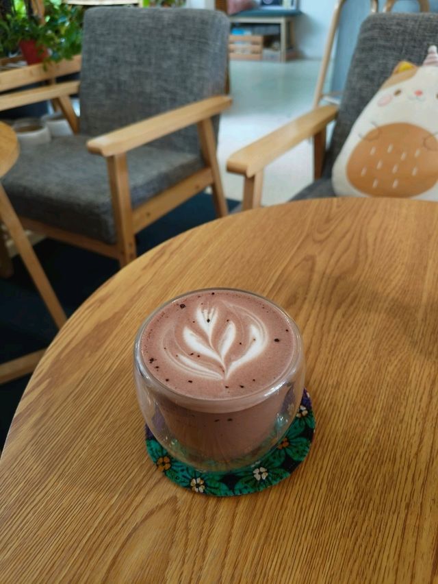 A Green Escape with a Cocoa Touch