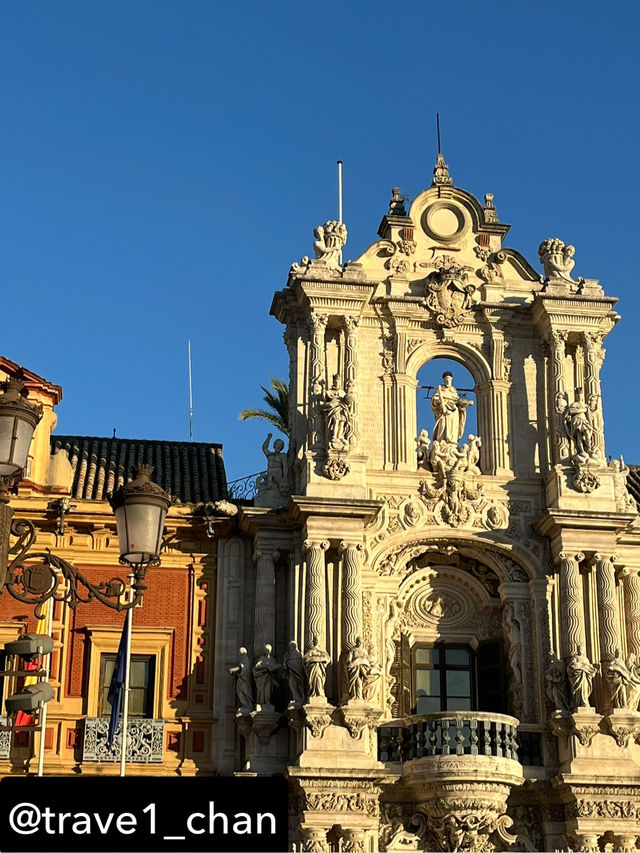 【スペイン🇪🇸セビーリャ、セビリア】オレンジと青空と歴史の美しさ