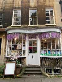 Bath – Roman Baths and the Royal Crescent