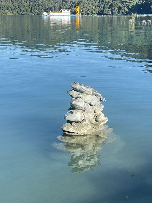 吸收日月精華的日月潭