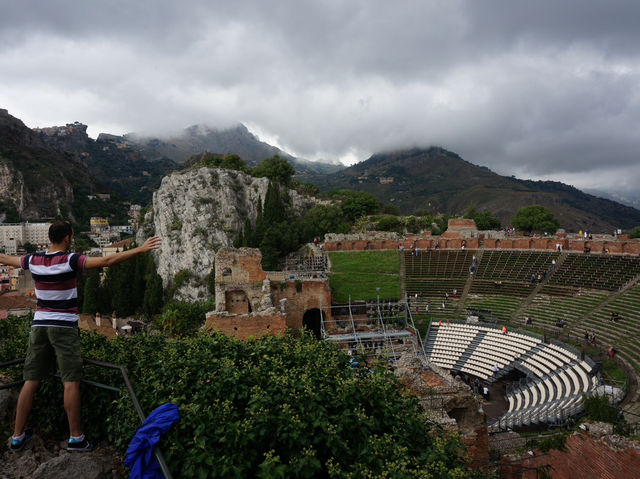 【イタリア・タオルミーナ】ギリシャ劇場(タオルミーナ古代劇場)