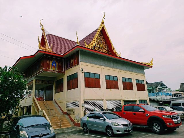 泰國曼谷湄南河畔著名古跡寺廟：Wat Tano，沿河精美華麗寺廟建築，湄南河沿河風光，適合打卡拍照📸冥想