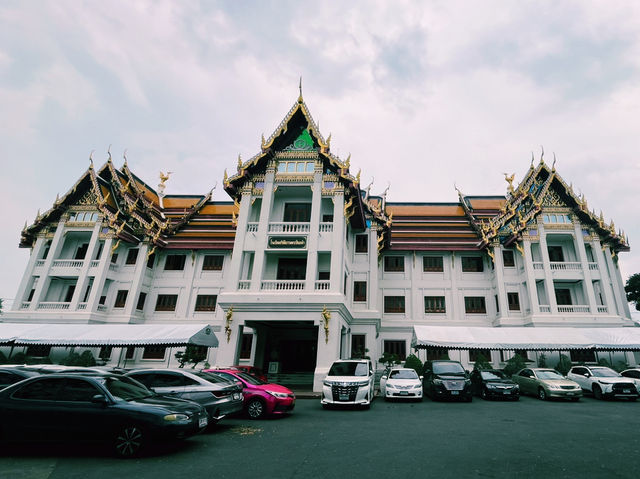 泰國曼谷寺廟之一景點：Wat Hong Rattanaram Ratchaworawihan，適合拍照打卡觀光旅遊！