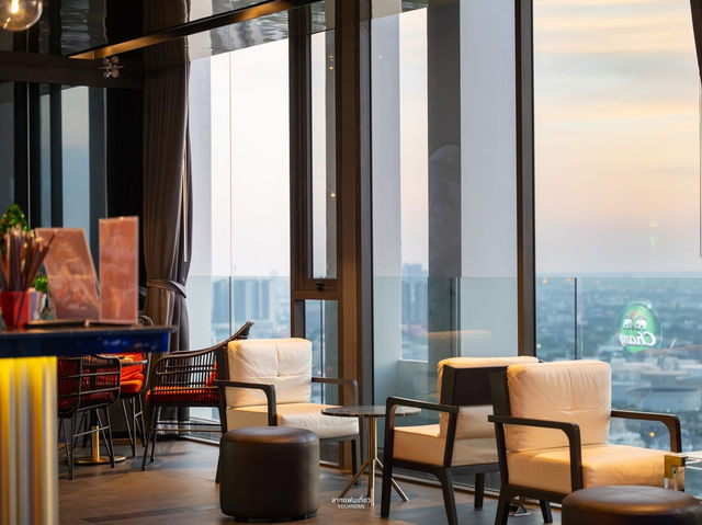 Gravity 87 Rooftop Lounge