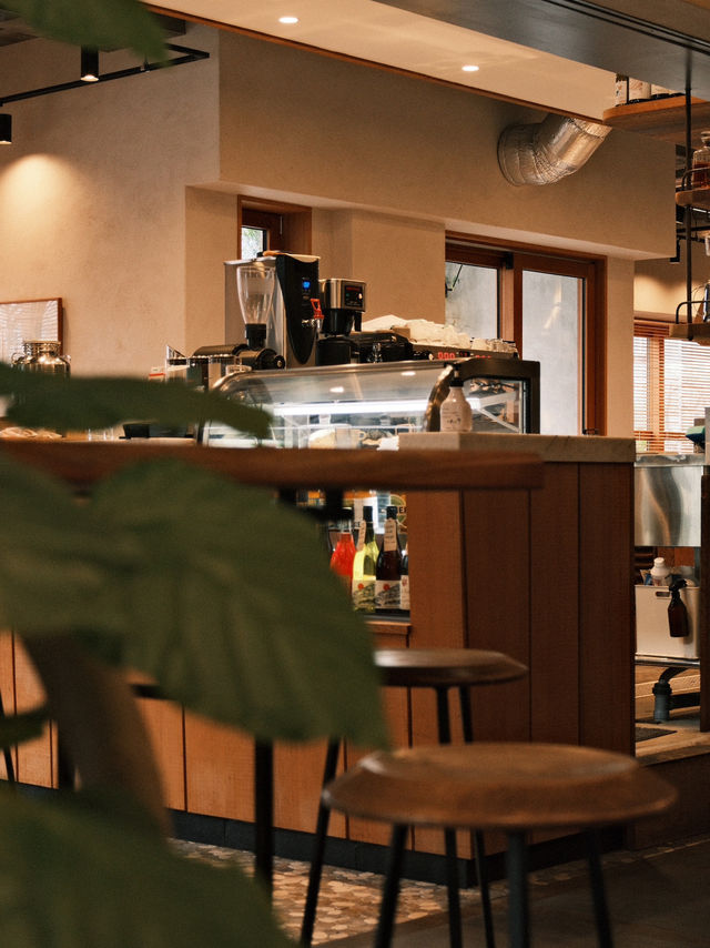 🇯🇵 Stylish Comfort and Local Charm at Hotel Noum Osaka