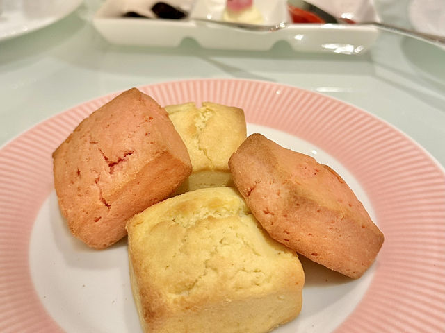 【東京・竹芝】ニューヨークラウンジで春限定ご褒美スイーツ🌸