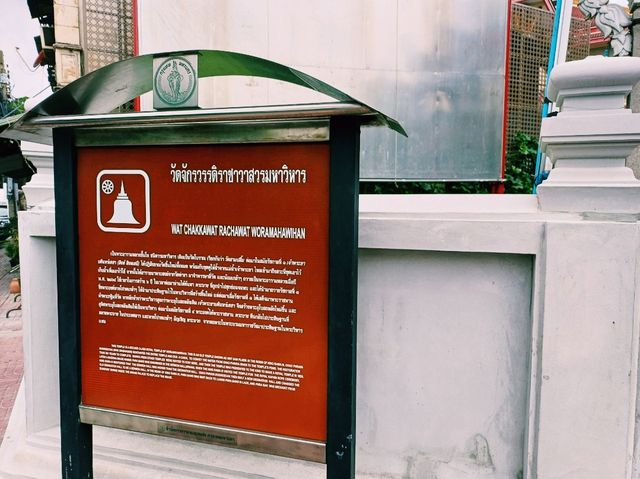泰國曼谷市中心唐人街老城區古跡寺廟老建築市場一日遊行程，適合打卡拍照📸