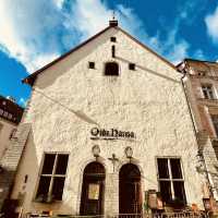 Tallinn offers visitors a unique opportunity to engage with history and culture👫😎❤️