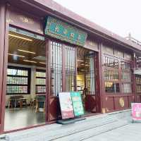 白天玩轉大唐芙蓉園，體驗盛唐文化與皇家園林！