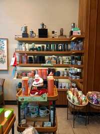 ร้าน Starbucks ตึก SIAMSCAPE 