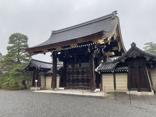 京都御苑：井井有條的靈氣之地 🌿🏯
