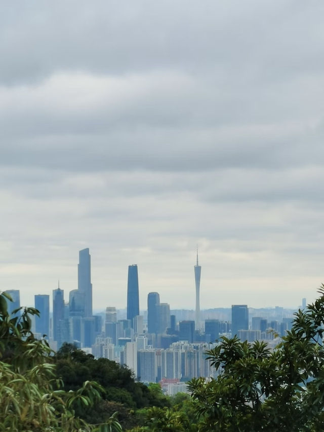 A Breezy Climb to Baiyun Mountain, Guangzhou
