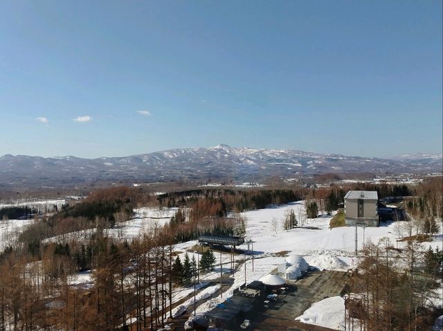 Snow Paradise Found – My Magical Stay at Hilton Niseko Village